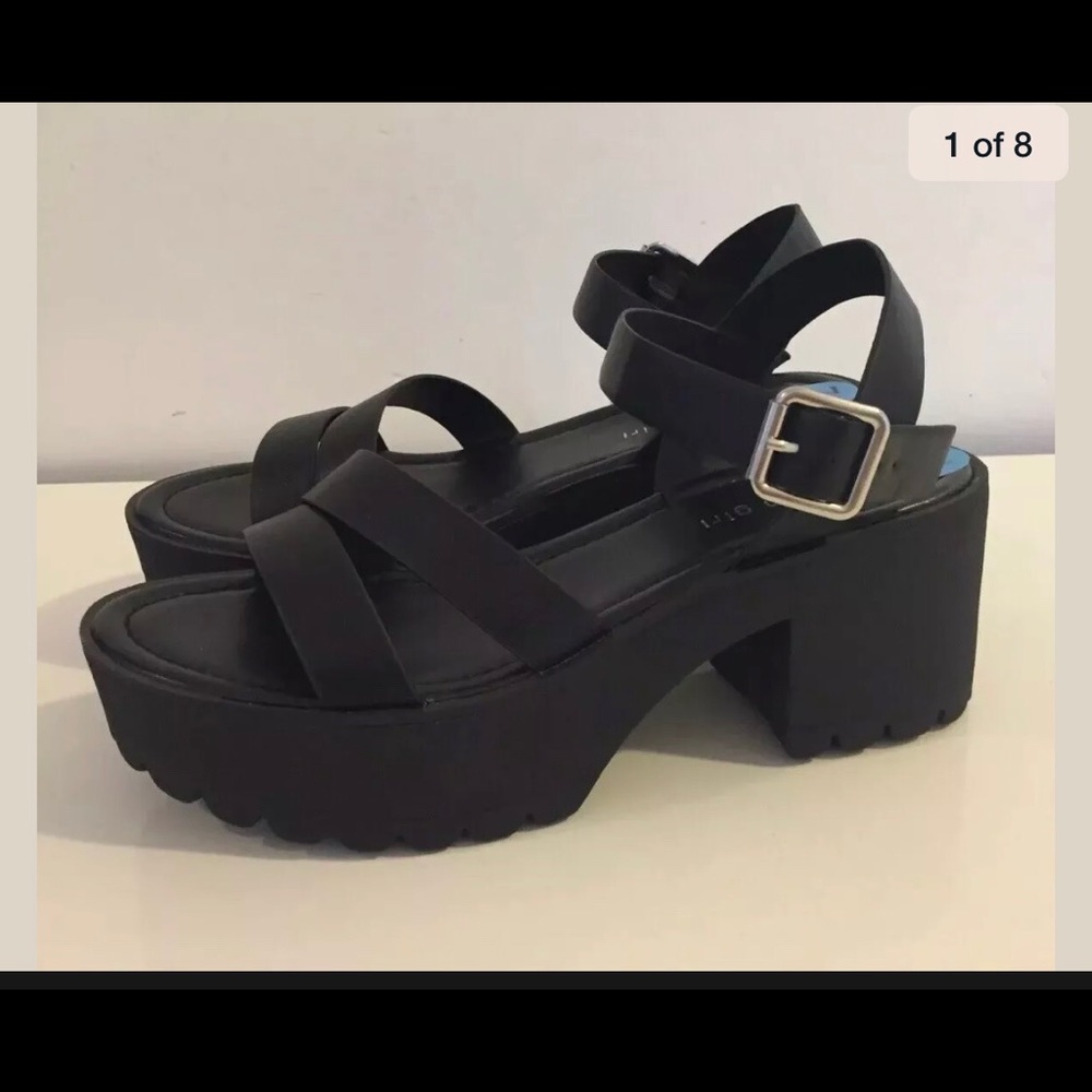 Madden Girl Covina Black 90s Strappy Sandals